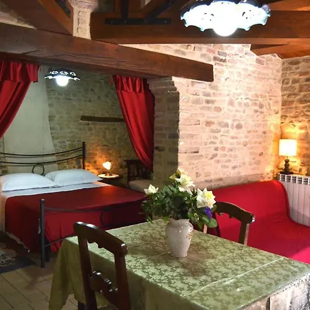 Country house Al Castello Di Montalfoglio *