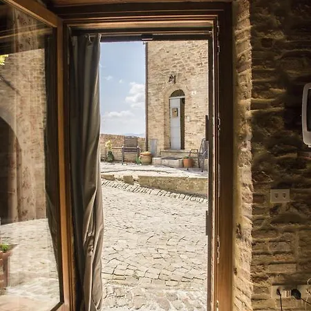 Al Castello Di Montalfoglio Casa di campagna *